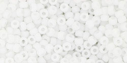 TR-11-41F_detail TOHO 11/0 opak gefrostet weiß Glasperlen 5 Gramm 2 mm seedbeads