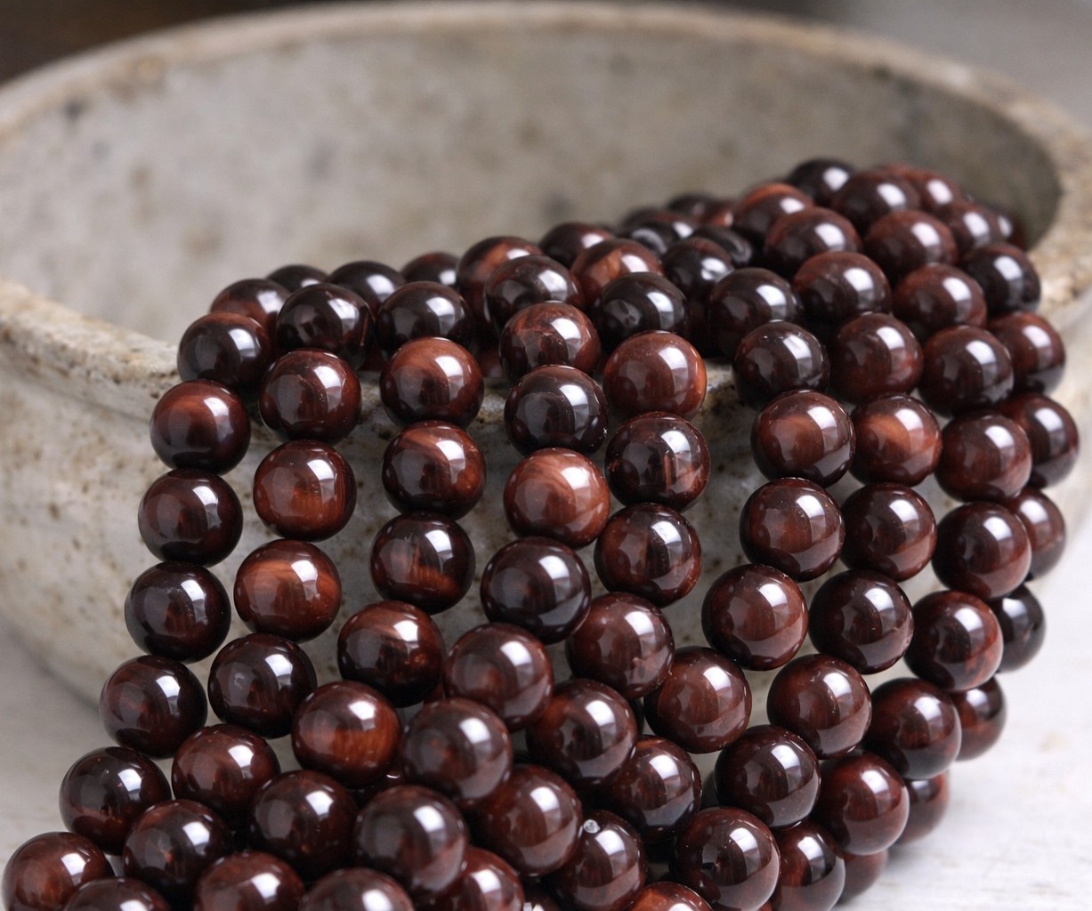 Tigeraugen Edelstein Perlenstrang  6,4 mm (ca. 62 Perlen / ca. 39 cm Länge)