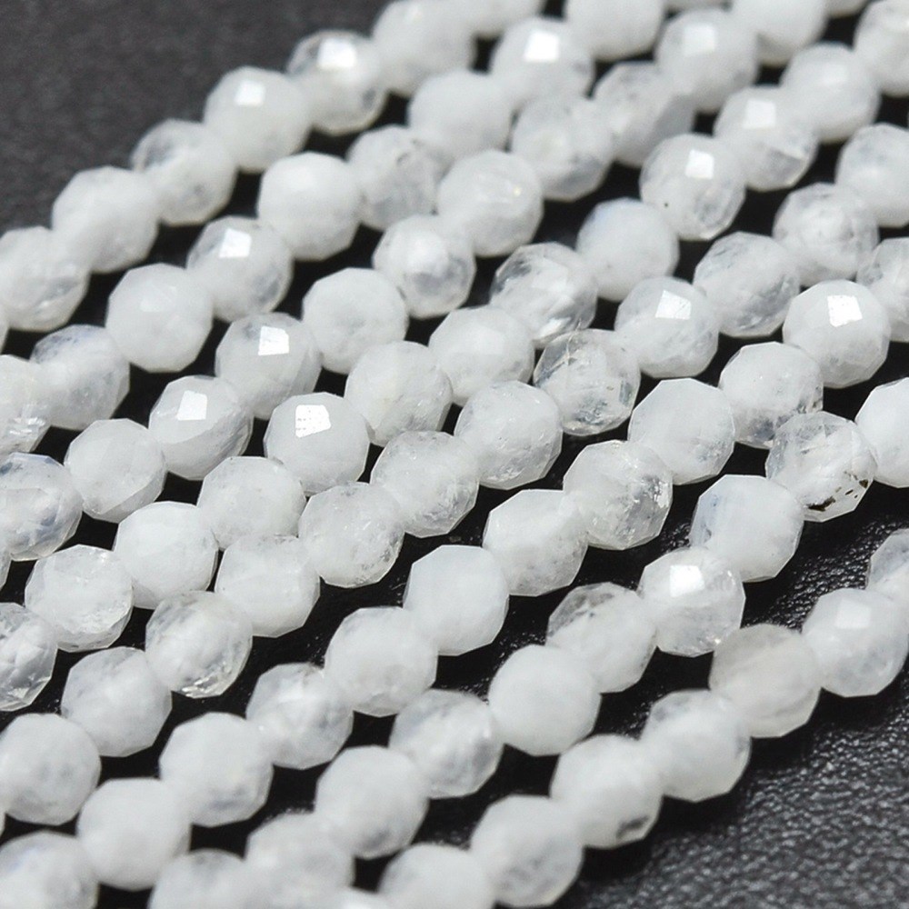 64da70fd-36f8-48cf-ab95-f9b9eaebf907m2V5Dm1EcMfZz Natürlicher Mondstein Perlenstrang 3 - 3,4 mm facettiert weiß (ca. 135 Perlen / ca. 40 cm Länge)