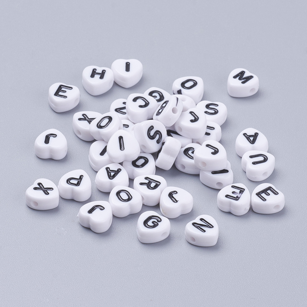 buchstaben-perlen 100 Buchstaben Perlen aus Acryl in Herzform