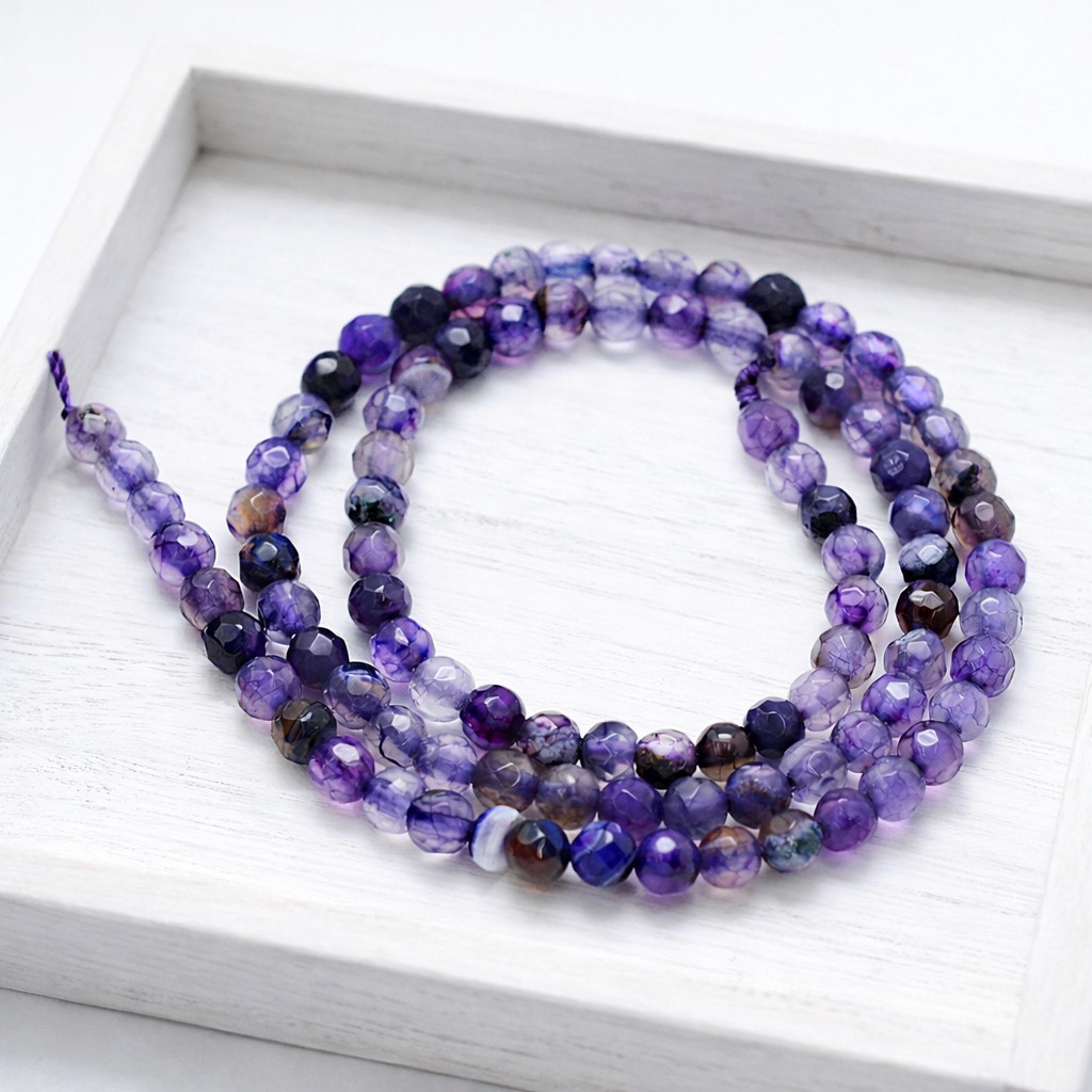 Facettierter Achat Perlenstrang gefärbt indigo 4 mm (ca. 92 Perlen / ca. 37 cm Länge)