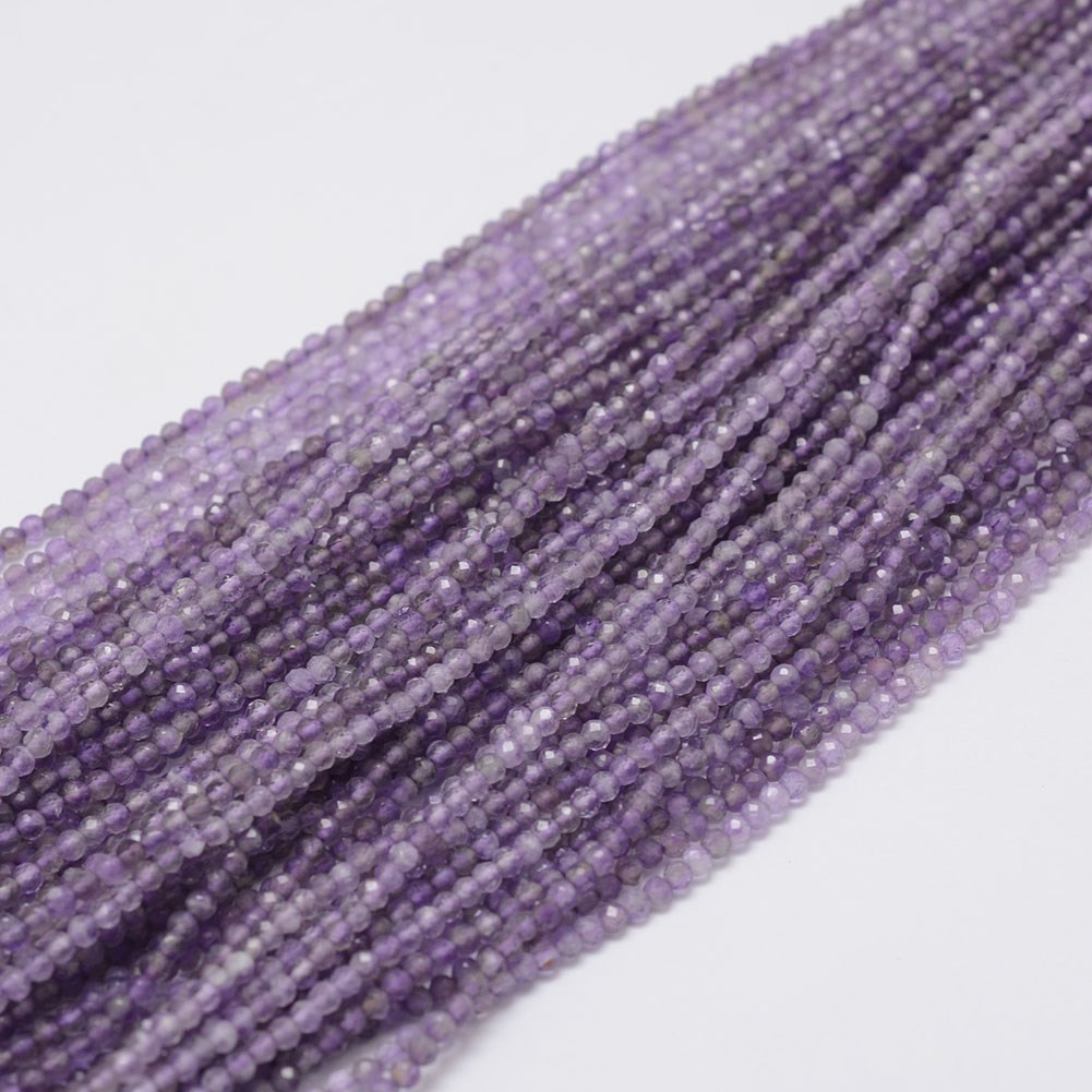 9679da00-1f24-4f05-8f56-d750af8269d0 Amethyst Perlenstrang facettiert 1,8 - 2 mm (ca. 200 Perlen / ca. 39 cm Länge)