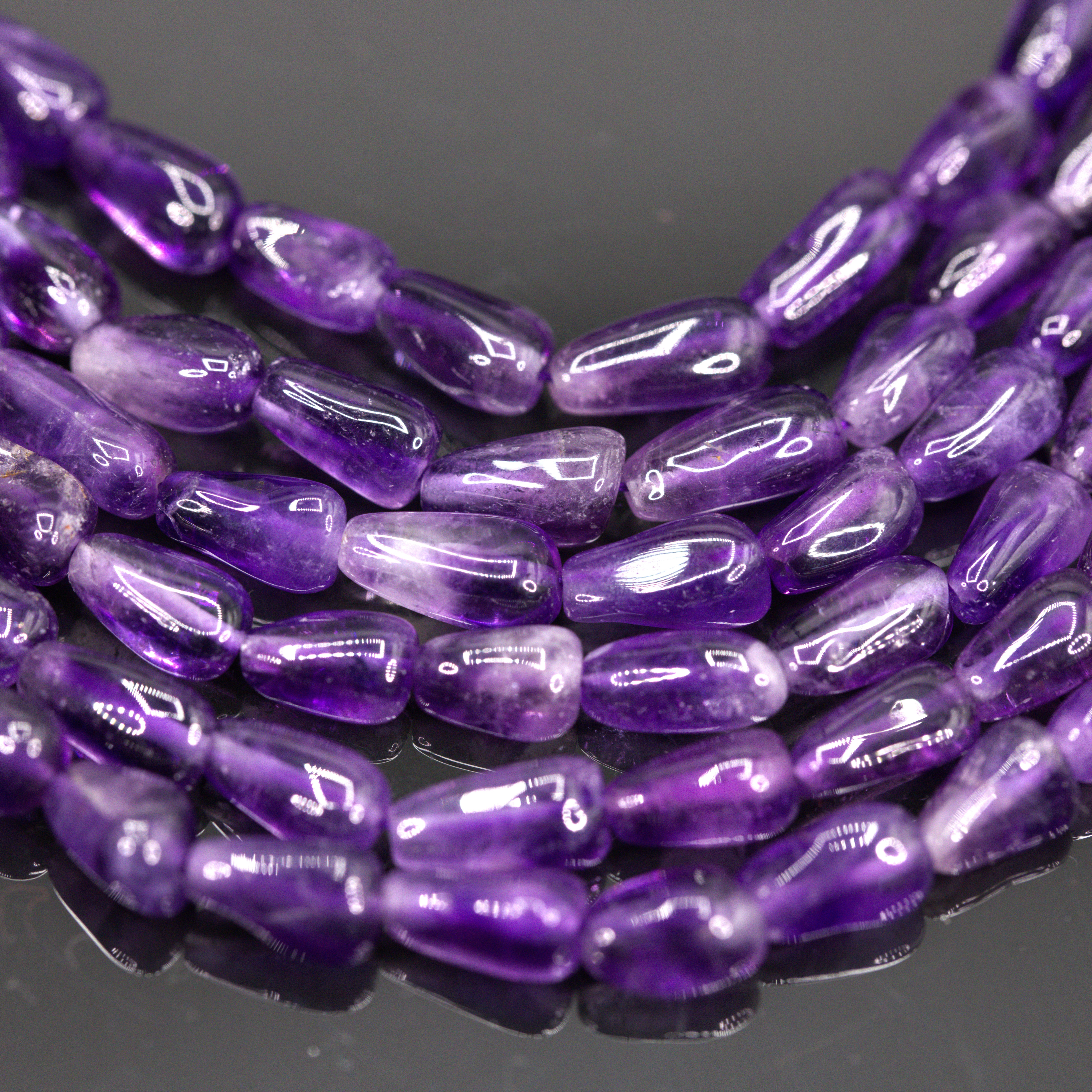 Amethyst Perlenstrang 8-10 x 5 mm unregelmäßige Tränen (ca. 33 cm Länge)