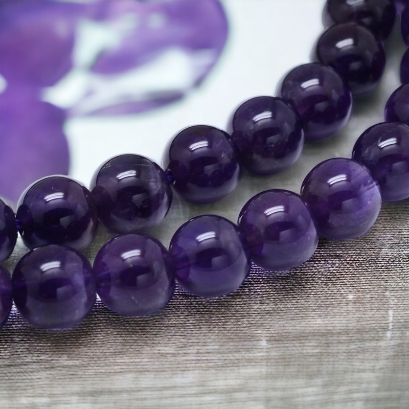 Amethyst Perlenstrang 6,7 - 6,8 mm rund glatt glänzend (ca. 60 Perlen / ca. 39 cm Länge)