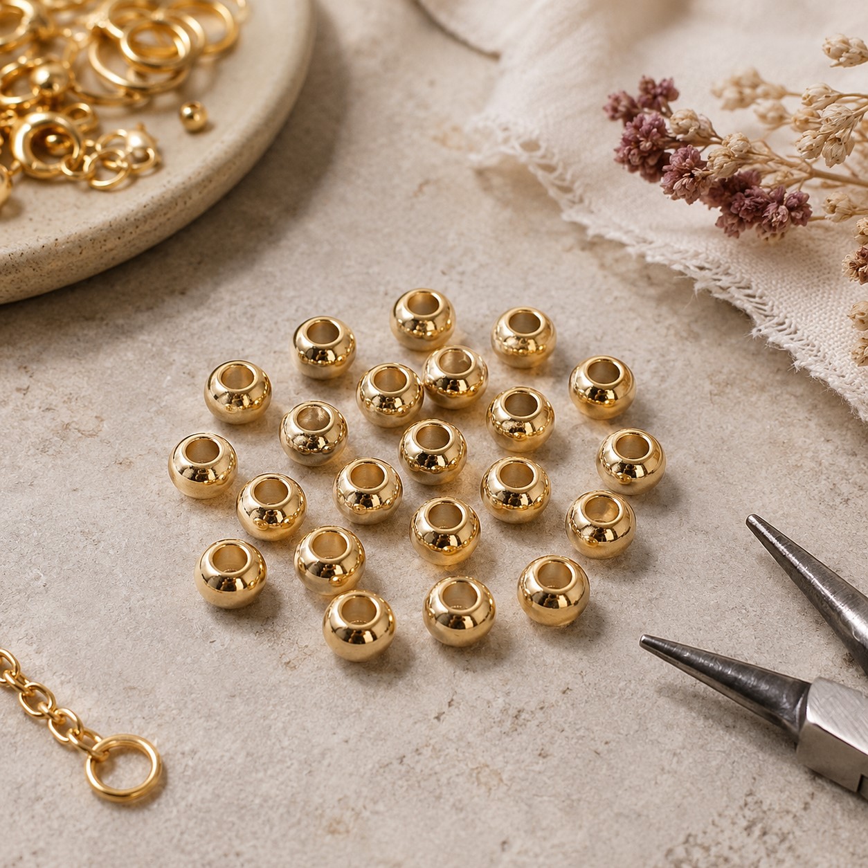 20 Edelstahl Perlen 3 x 2 mm goldfarben Zwischenperlen Spacer Abstandsperlen